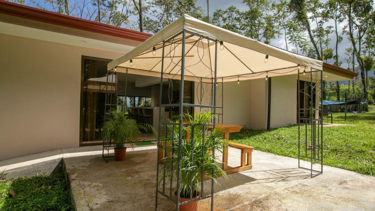 River Paradise Villa With Private Jacuzzi La Fortuna Exteriér fotografie